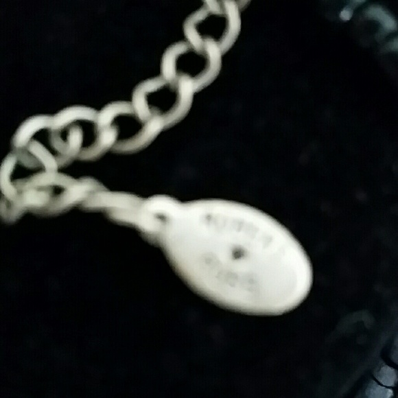 Robert Rose Vintage Necklace - Picture 3 of 4